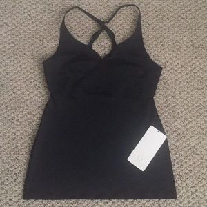 ✨NWT✨Lululemon Define Tank Size 10